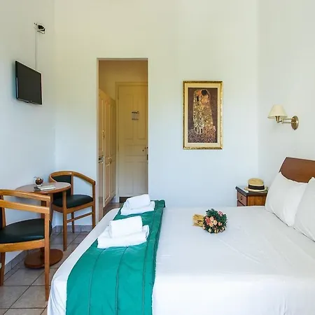 Hotell Paradise Corfu Liapades