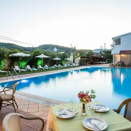Paradise Corfu Hotell 3*