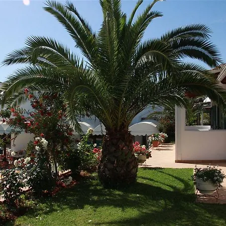 Paradise Corfu 호텔 3*